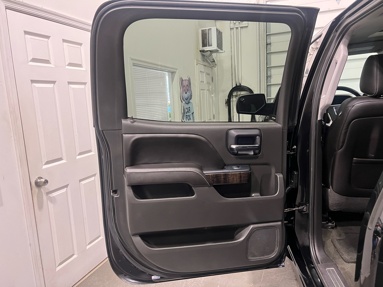 GMC Sierra 1500 Denali Crew Cab 4WD 2014