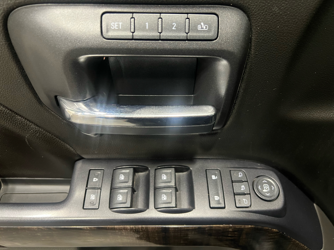 GMC Sierra 1500 Denali Crew Cab 4WD 2014