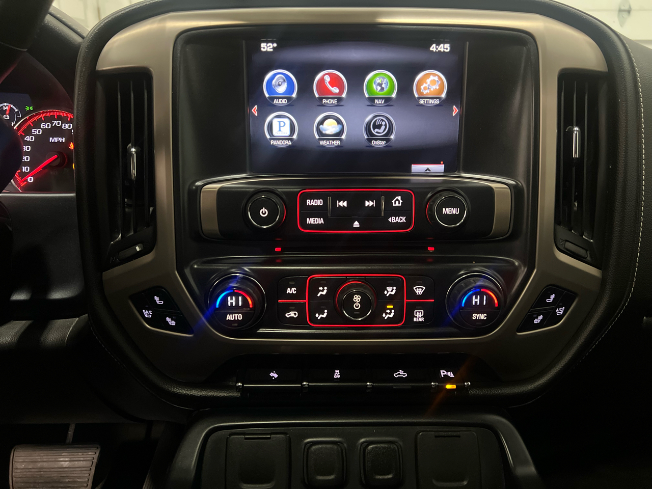 GMC Sierra 1500 Denali Crew Cab 4WD 2014