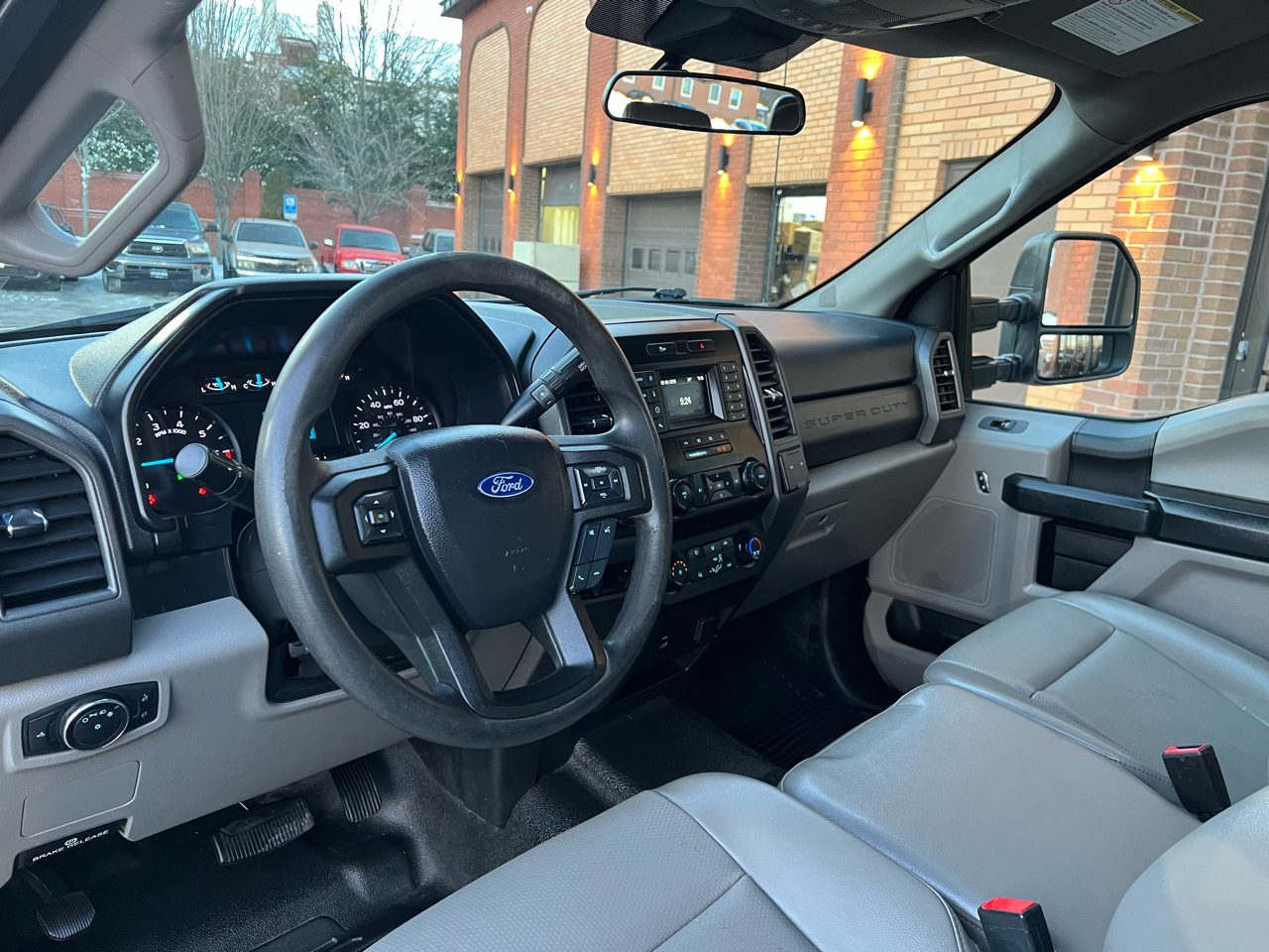 Ford F-250 SD XL Crew Cab 4WD 2021