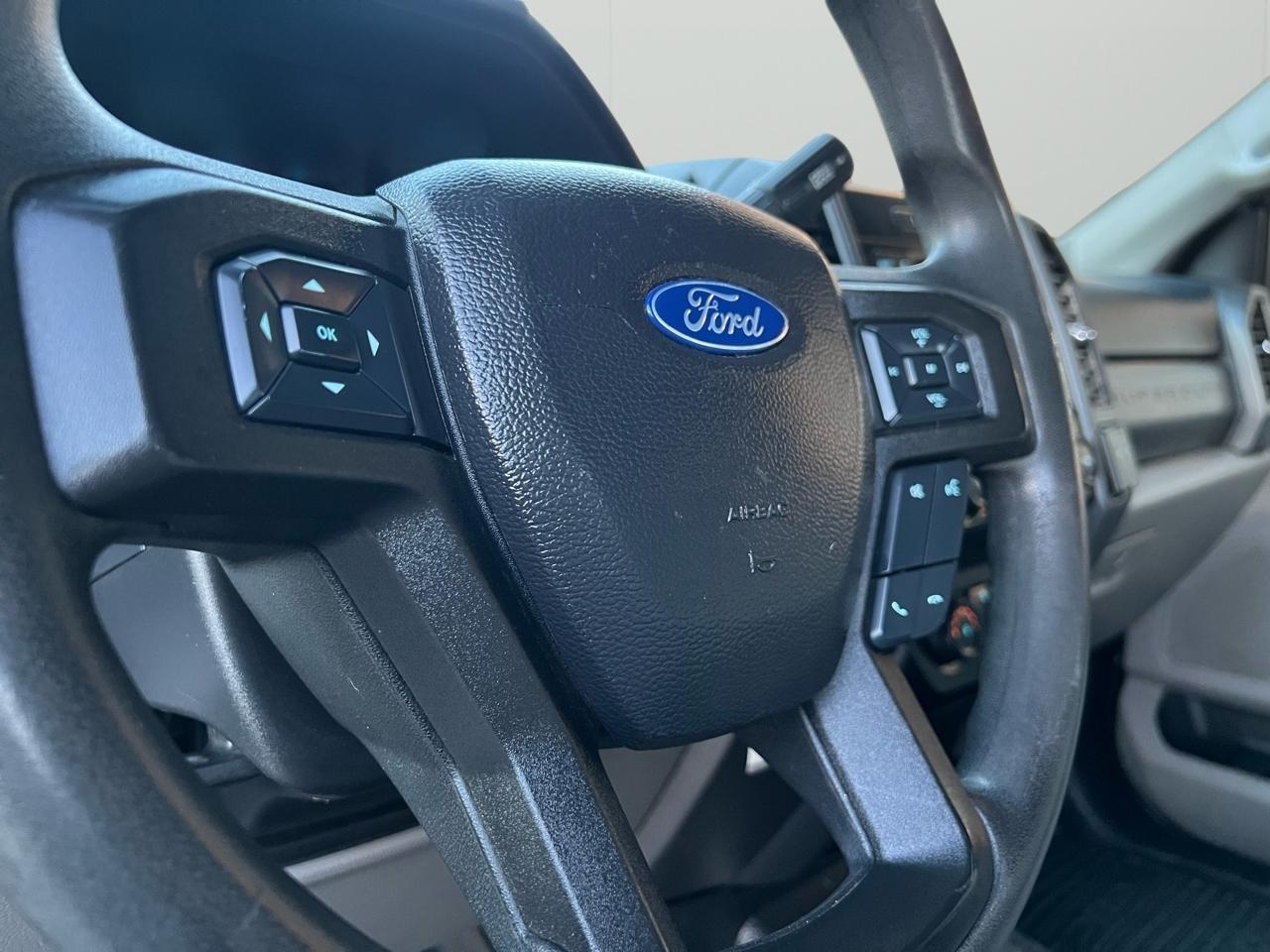 Ford F-250 SD XL Crew Cab 4WD 2021