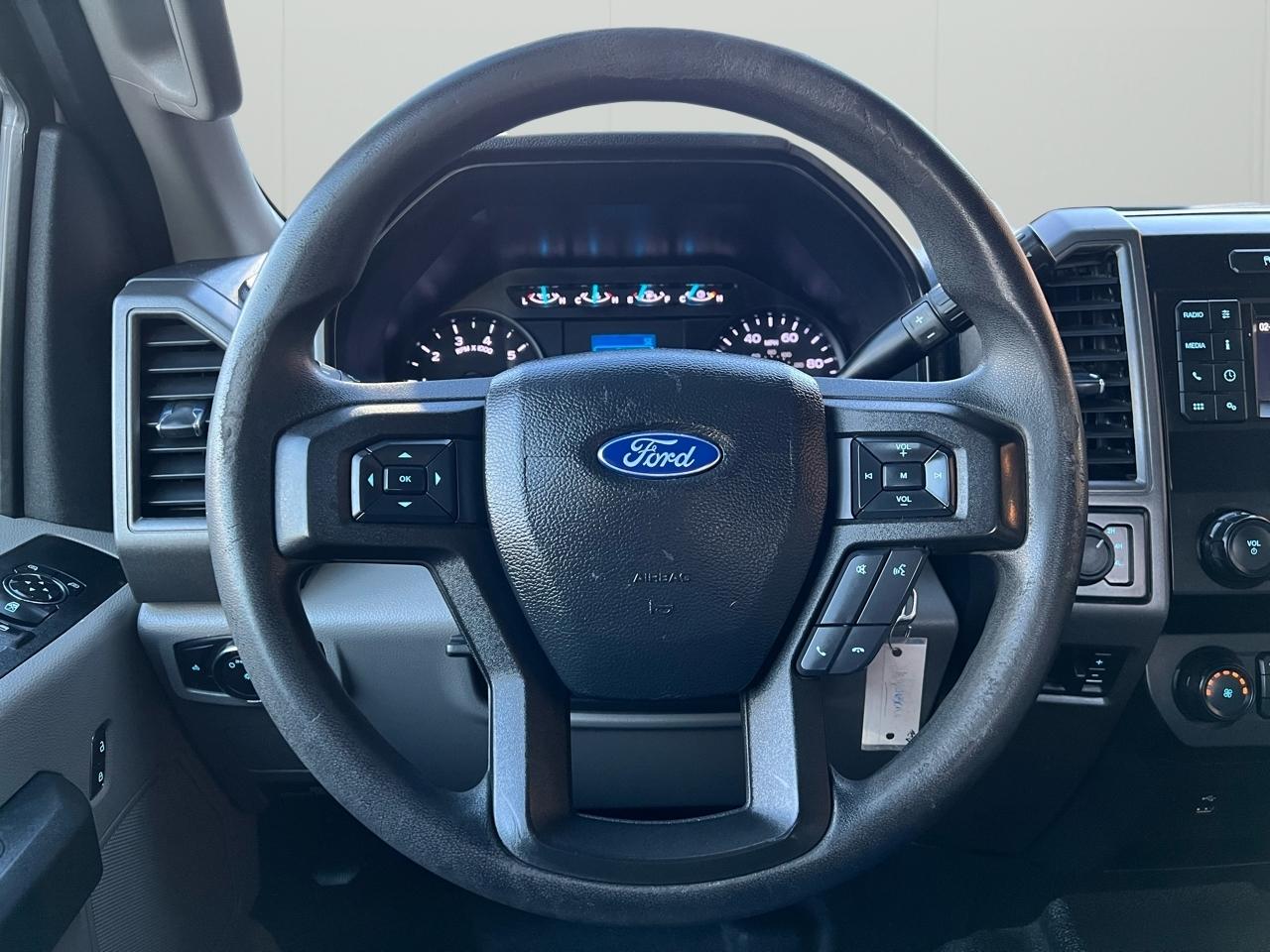 Ford F-250 SD XL Crew Cab 4WD 2021