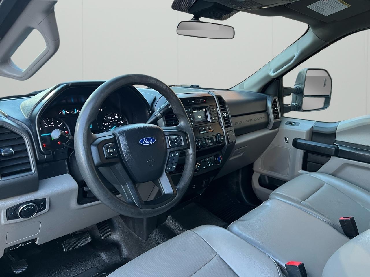 Ford F-250 SD XL Crew Cab 4WD 2021