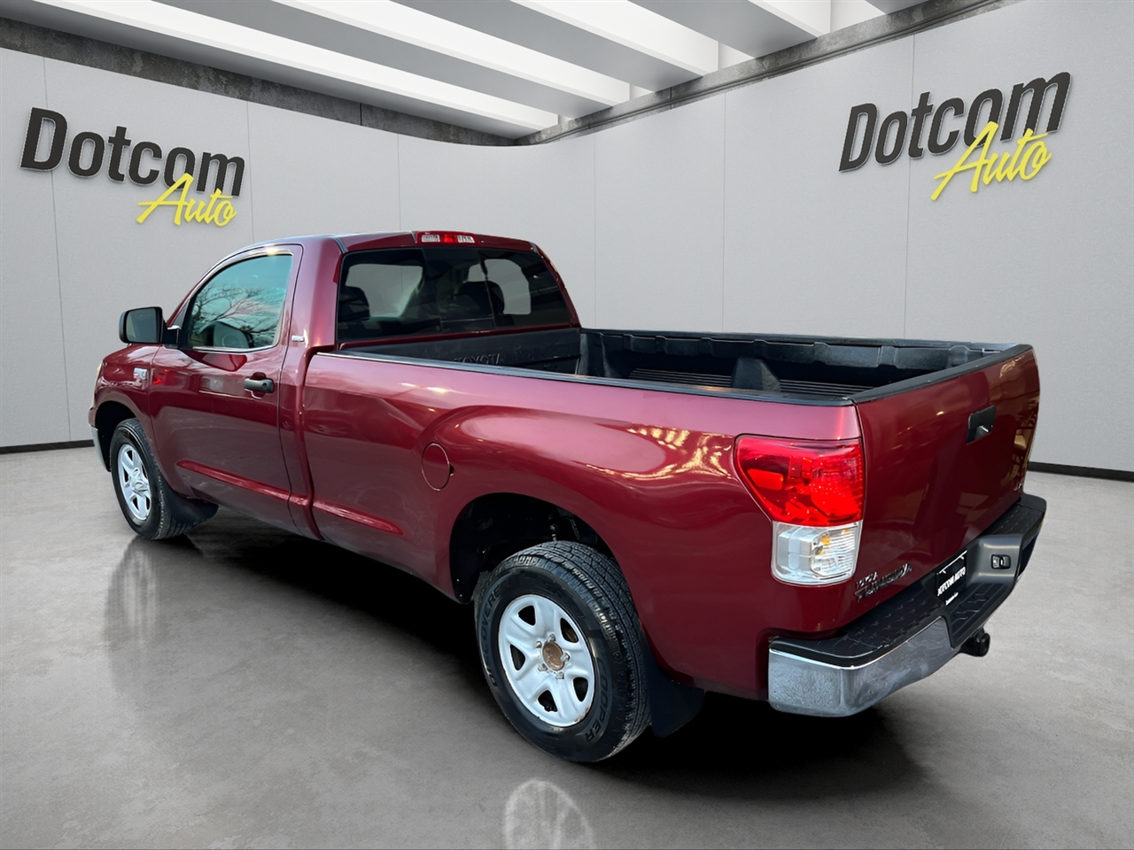 Toyota Tundra Tundra-Grade 5.7L Long Bed 4WD 2010