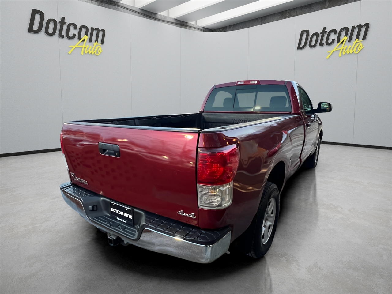 Toyota Tundra Tundra-Grade 5.7L Long Bed 4WD 2010