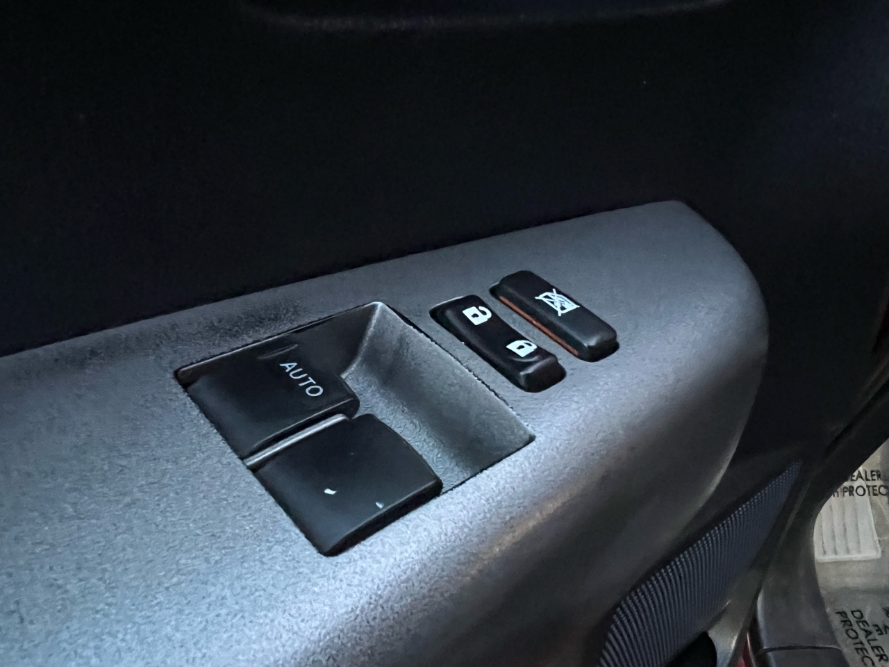 Toyota Tundra Tundra-Grade 5.7L Long Bed 4WD 2010