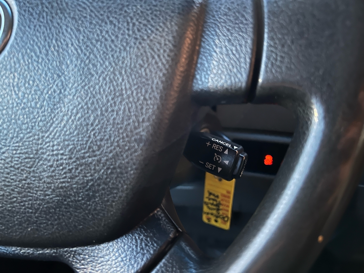 Toyota Tundra Tundra-Grade 5.7L Long Bed 4WD 2010