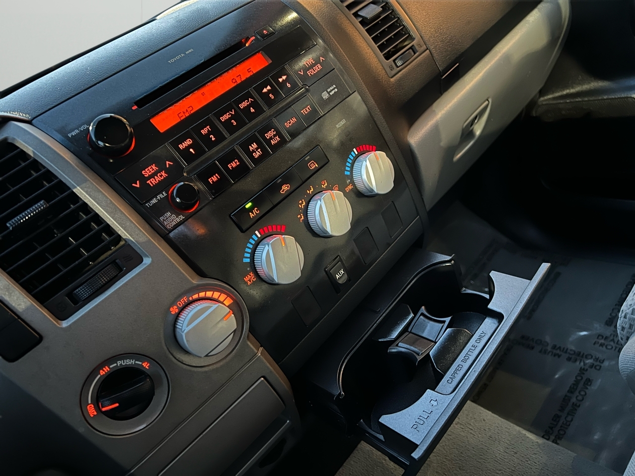 Toyota Tundra Tundra-Grade 5.7L Long Bed 4WD 2010