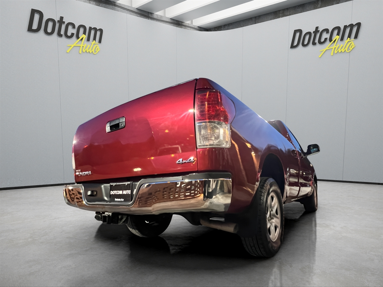 Toyota Tundra Tundra-Grade 5.7L Long Bed 4WD 2010