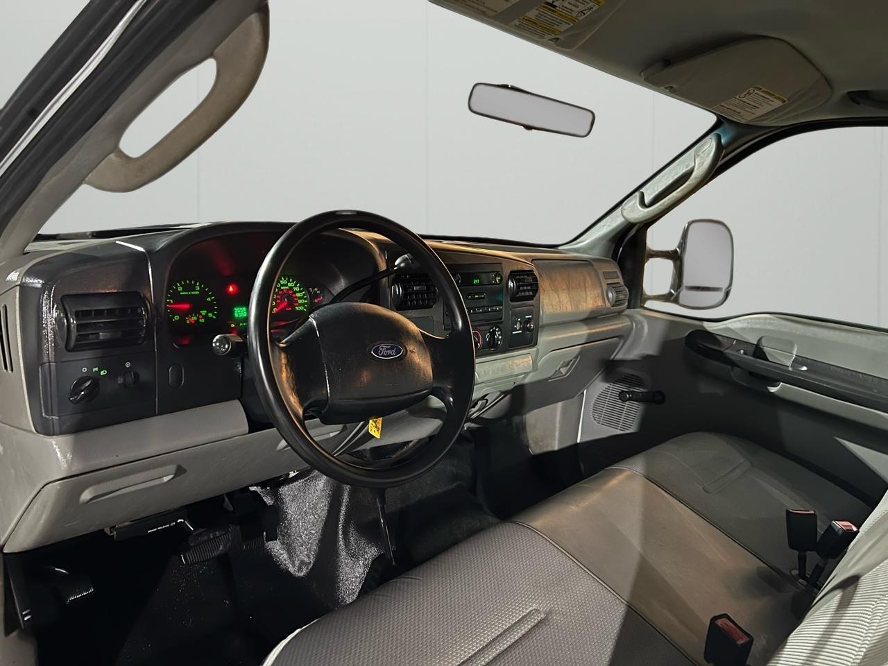 Ford F-350 SD XLT SuperCab Long Bed 4WD 2006