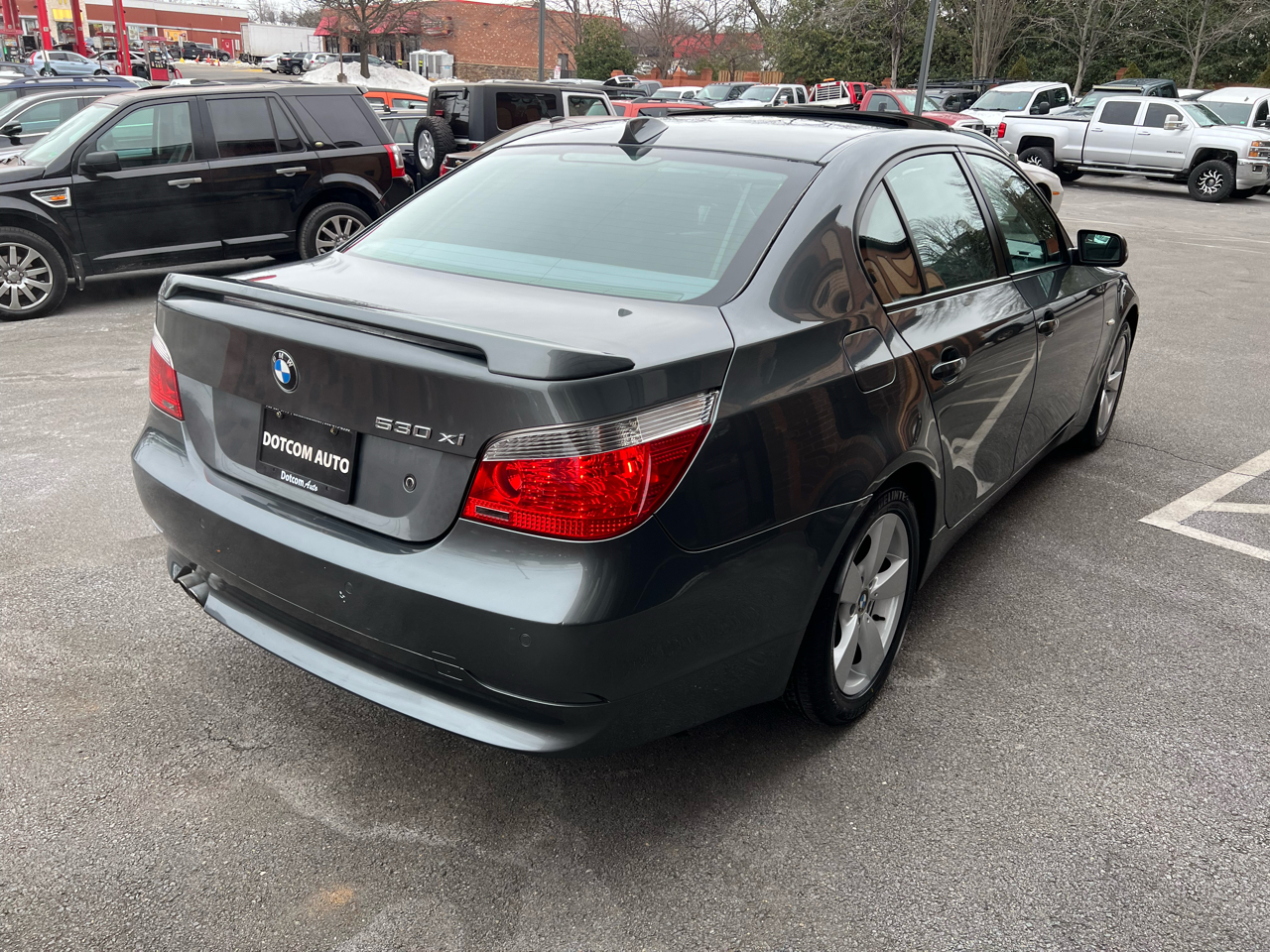 BMW 5-Series 530xi 2006