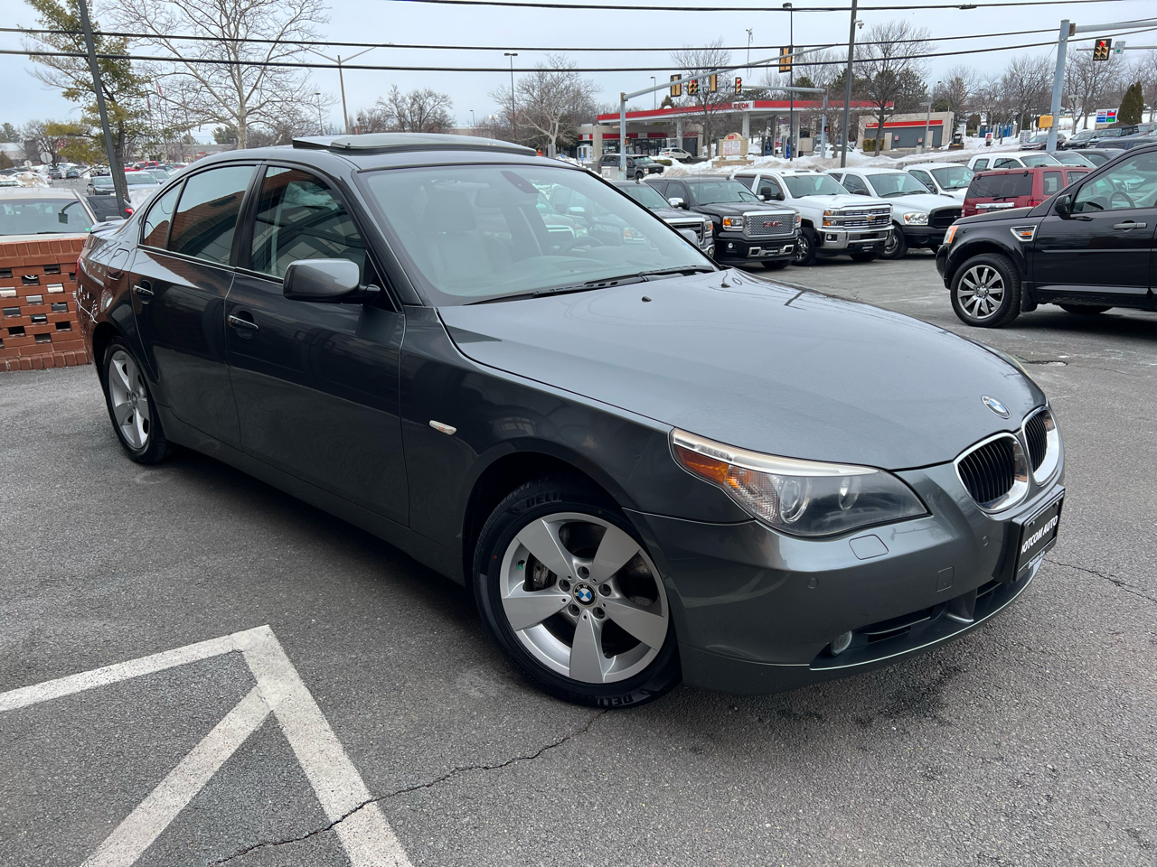BMW 5-Series 530xi 2006