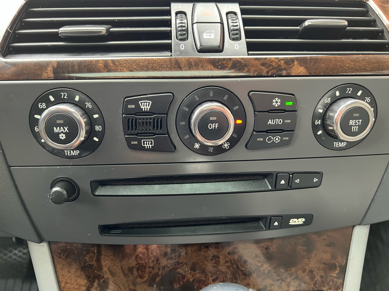 BMW 5-Series 530xi 2006