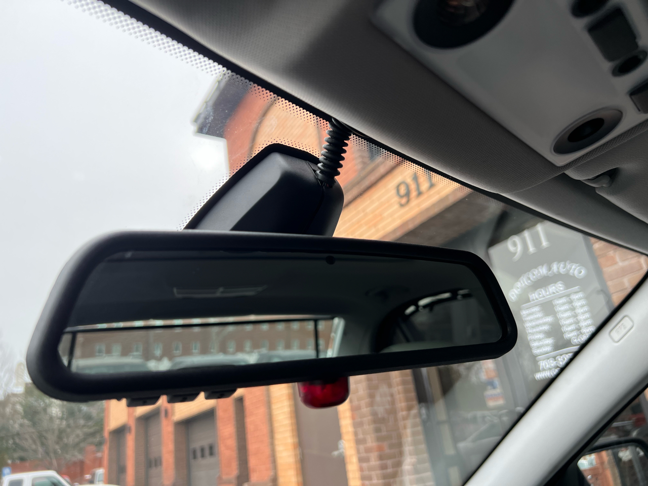 BMW 5-Series 530xi 2006