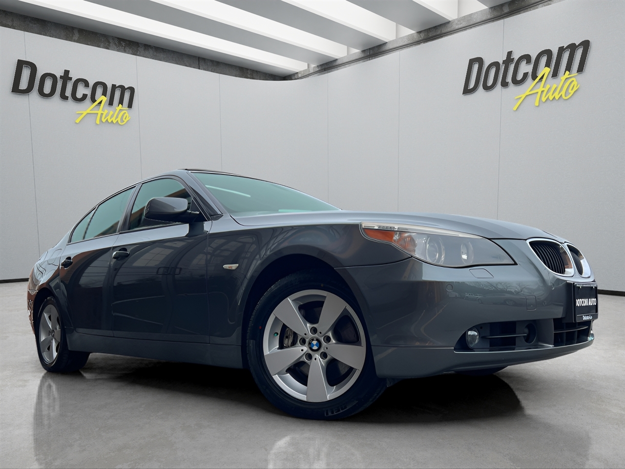 BMW 5-Series 530xi 2006