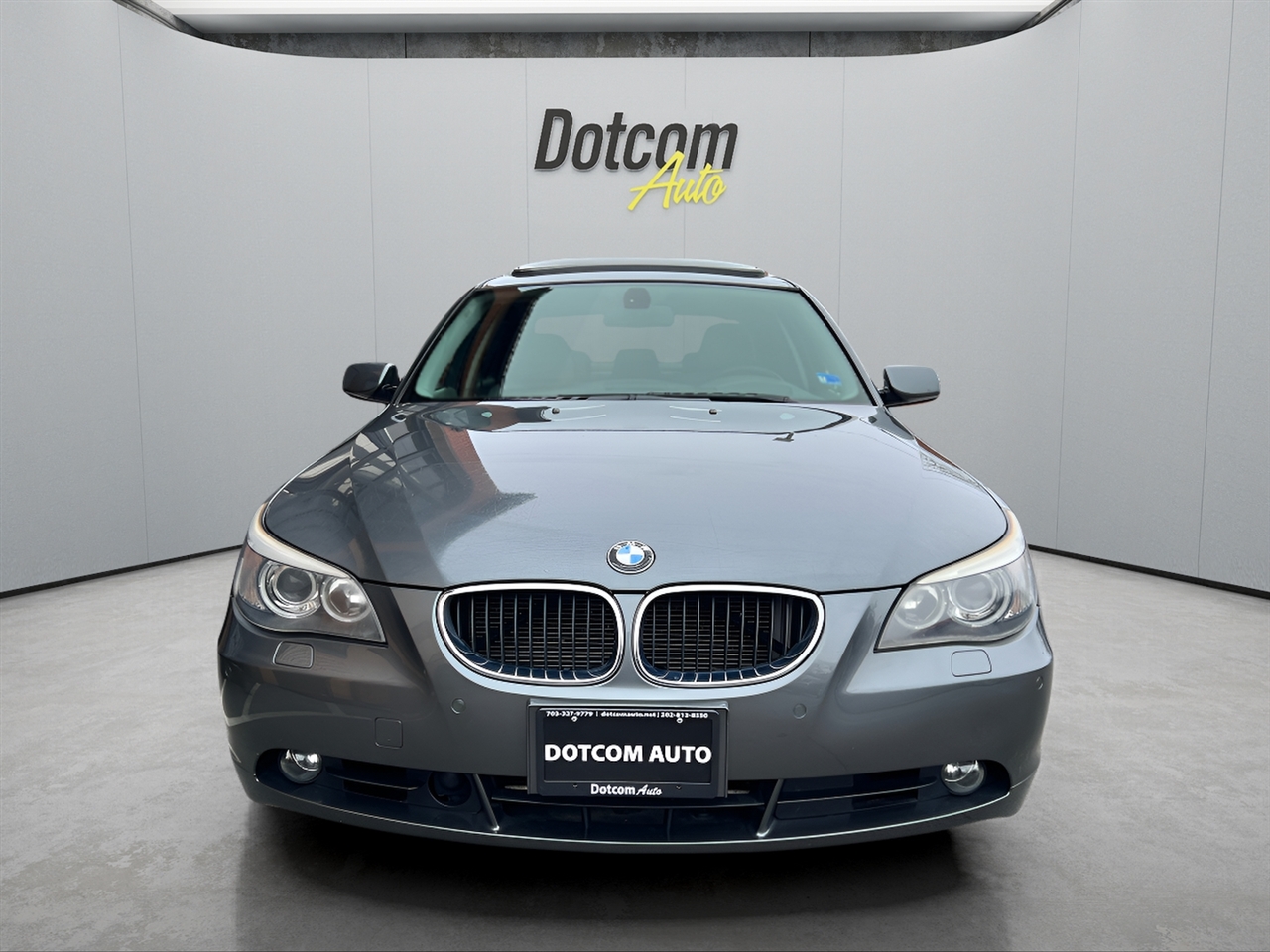 BMW 5-Series 530xi 2006