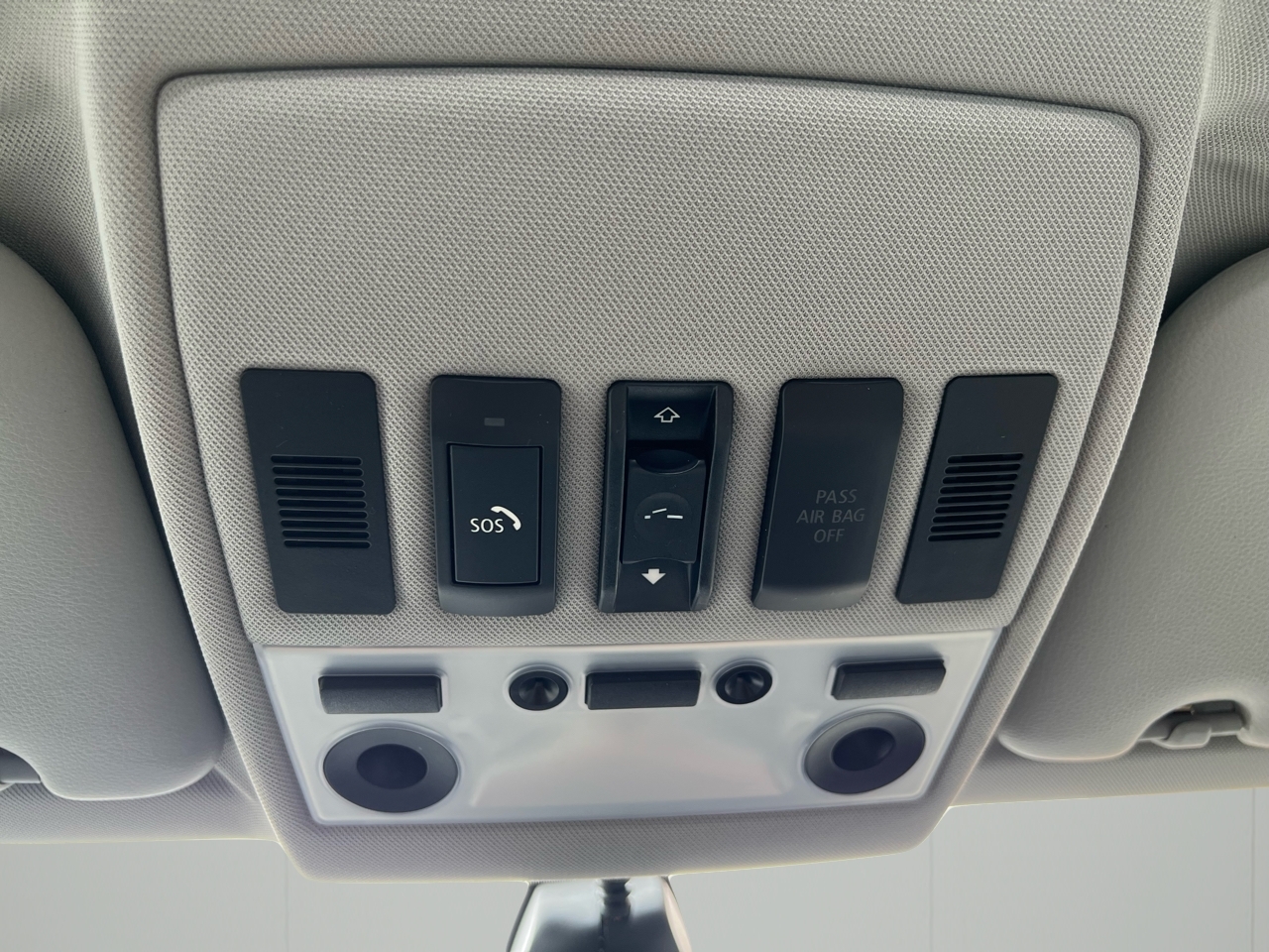 BMW 5-Series 530xi 2006