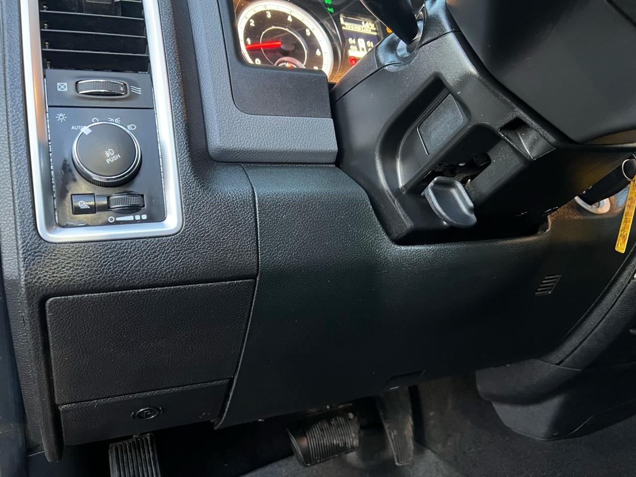 RAM 2500 SLT 4WD 2015