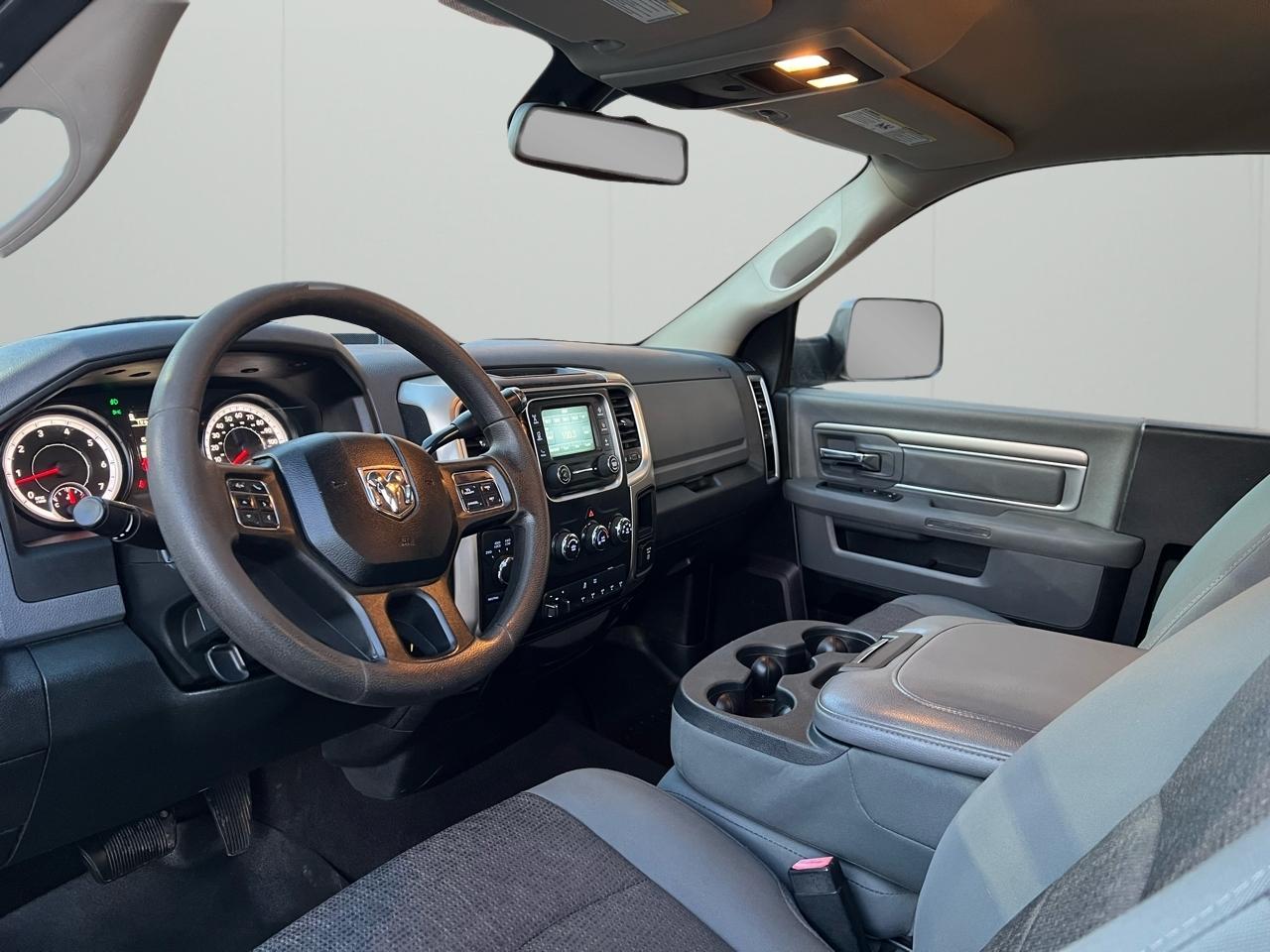 RAM 2500 SLT 4WD 2015