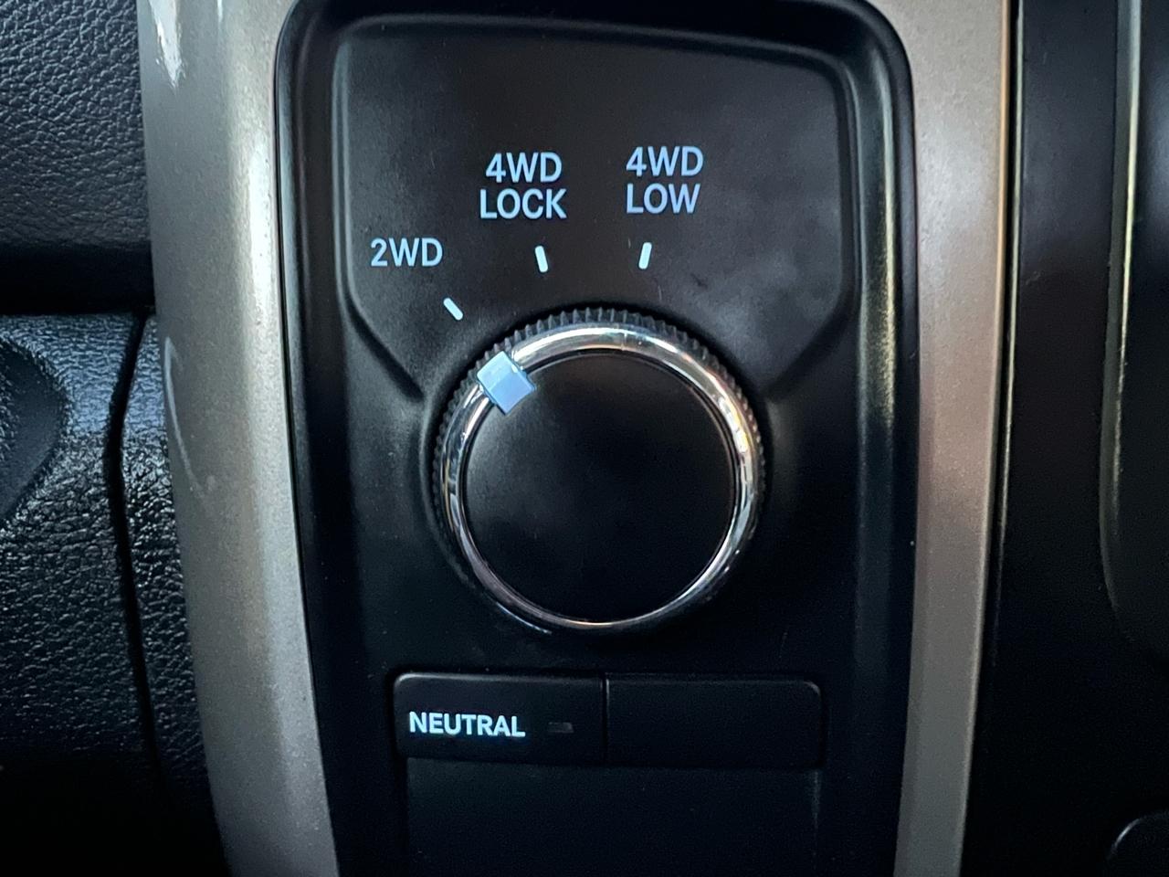 RAM 2500 SLT 4WD 2015