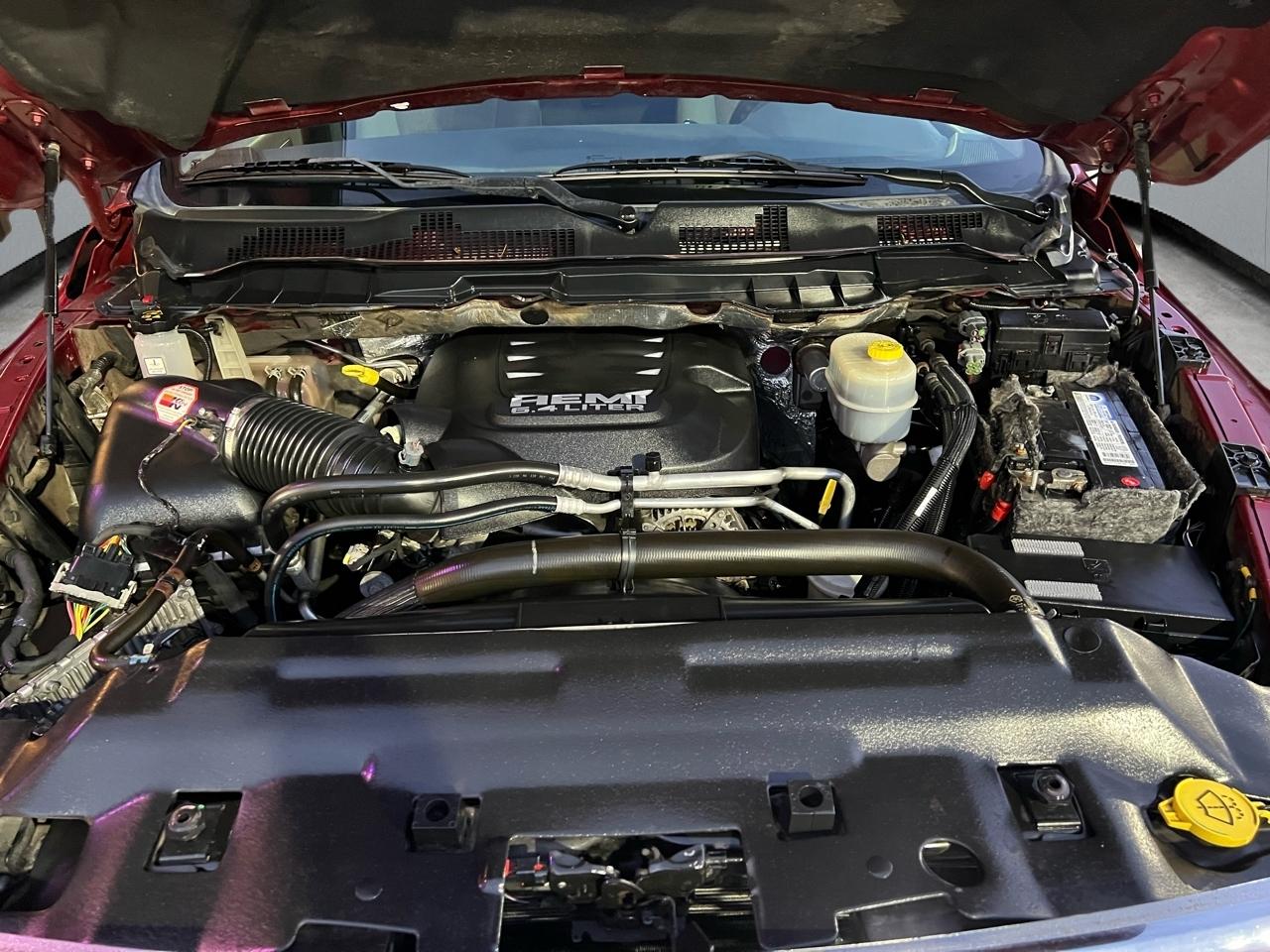 RAM 2500 SLT 4WD 2015