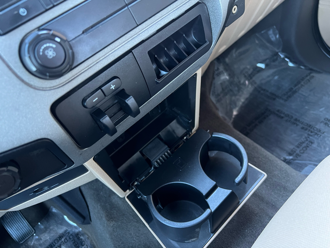 Ford F-250 SD XLT SuperCab Long Bed 4WD 2011