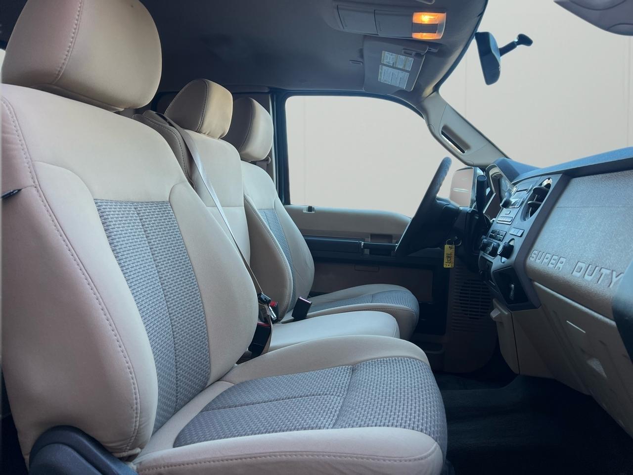 Ford F-250 SD XLT SuperCab Short Bed 4WD 2011