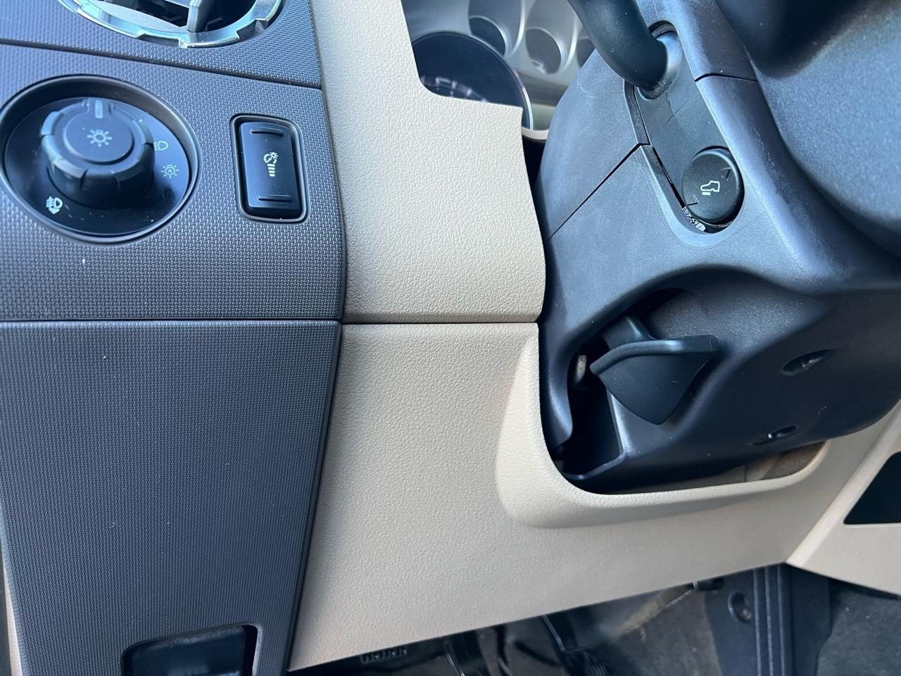 Ford F-250 SD XLT SuperCab Short Bed 4WD 2011