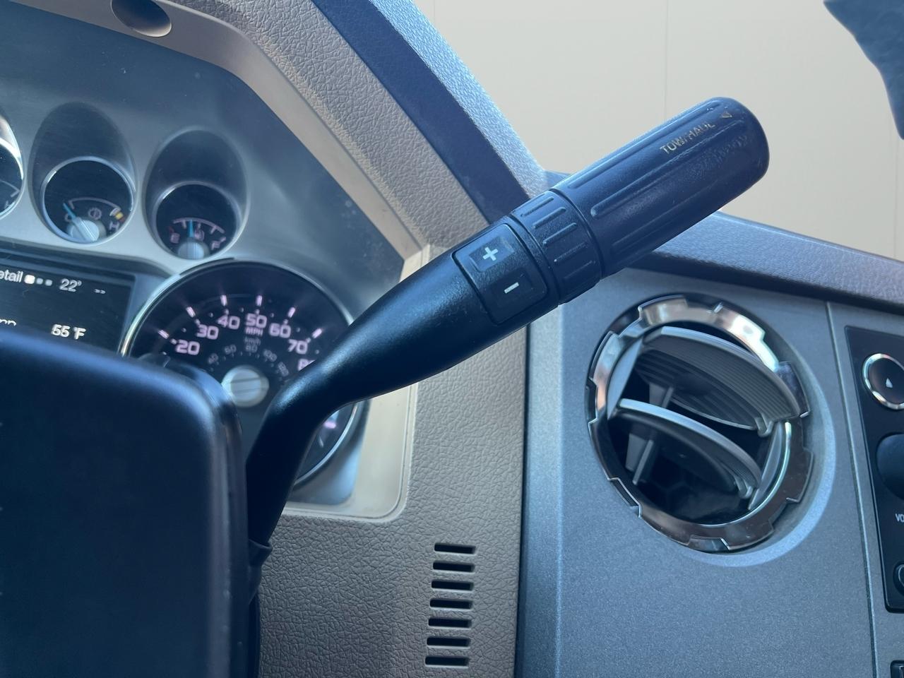 Ford F-250 SD XLT SuperCab Short Bed 4WD 2011