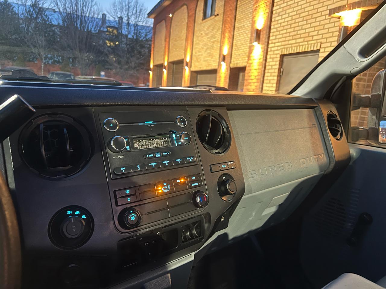 Ford F-250 SD XLT 4WD 2011