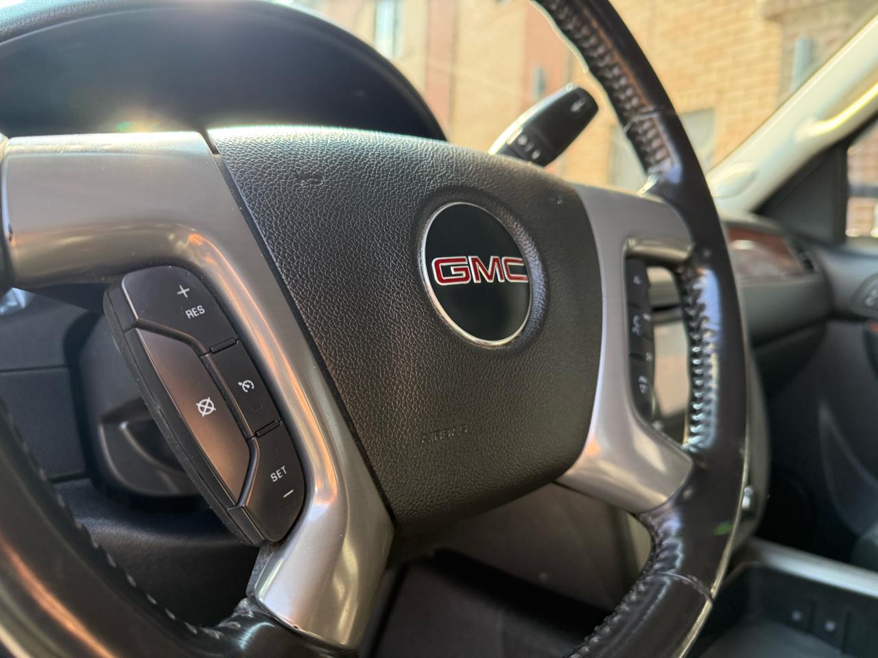 GMC Sierra 2500HD SLT Crew Cab 4WD 2013