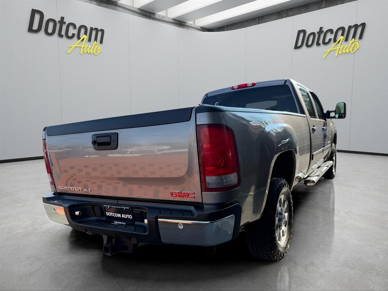 GMC Sierra 2500HD SLT Crew Cab 4WD 2013