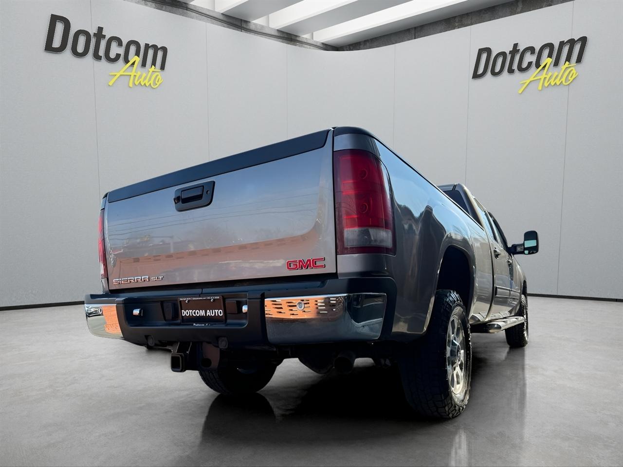 GMC Sierra 2500HD SLT Crew Cab 4WD 2013