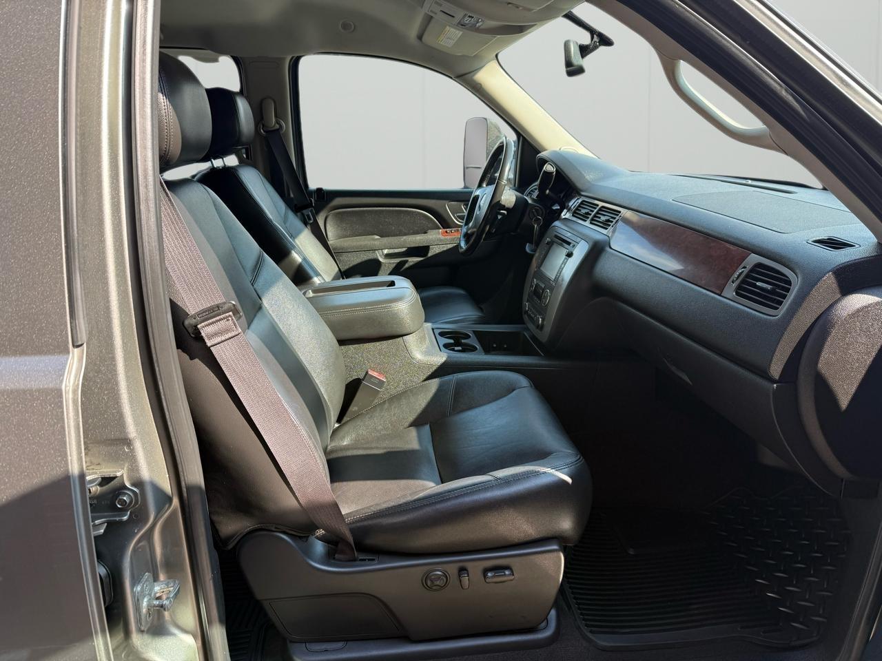 GMC Sierra 2500HD SLT Crew Cab 4WD 2013