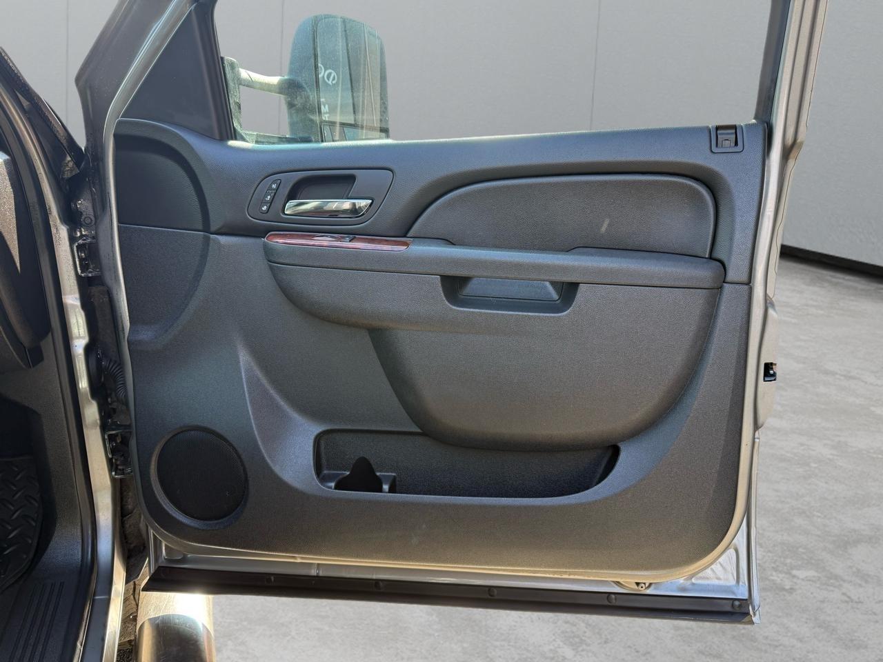 GMC Sierra 2500HD SLT Crew Cab 4WD 2013