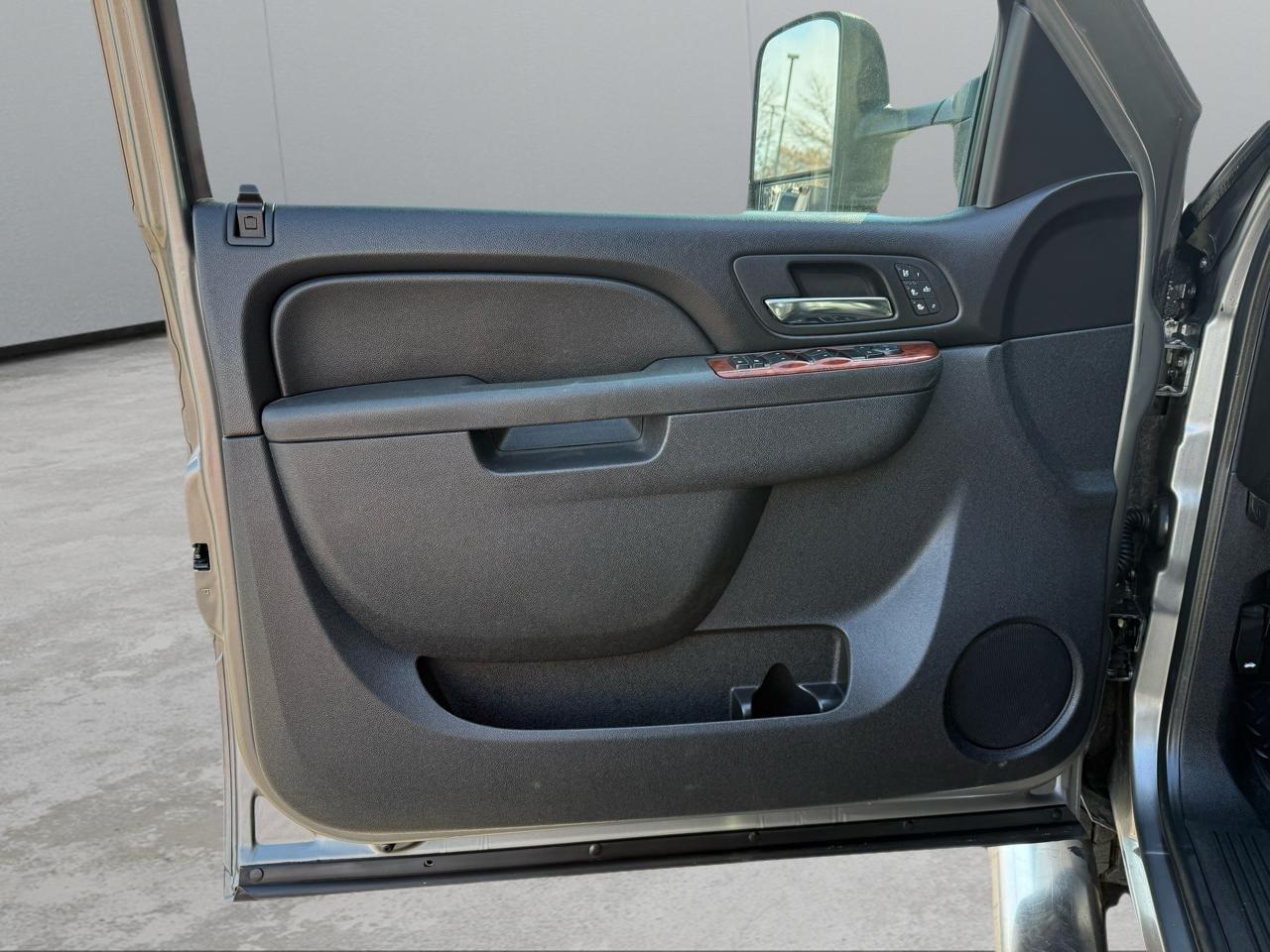 GMC Sierra 2500HD SLT Crew Cab 4WD 2013