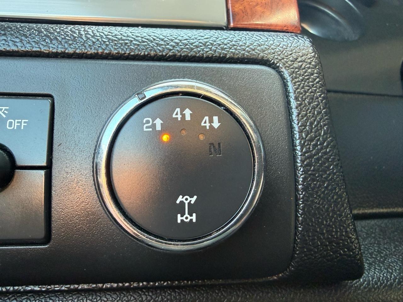 GMC Sierra 2500HD SLT Crew Cab 4WD 2013