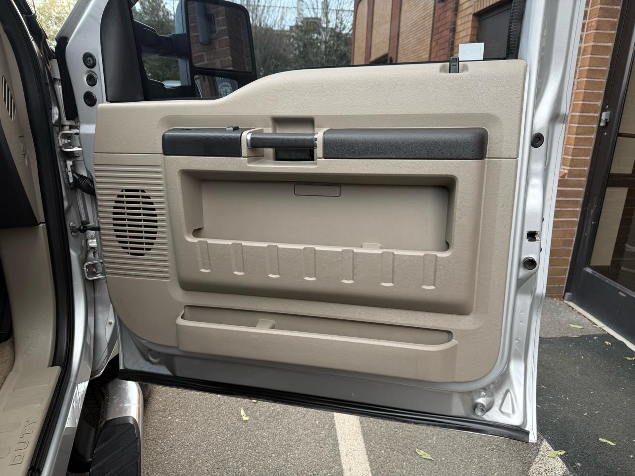 Ford F-250 SD XLT Crew Cab Long Bed 4WD 2008