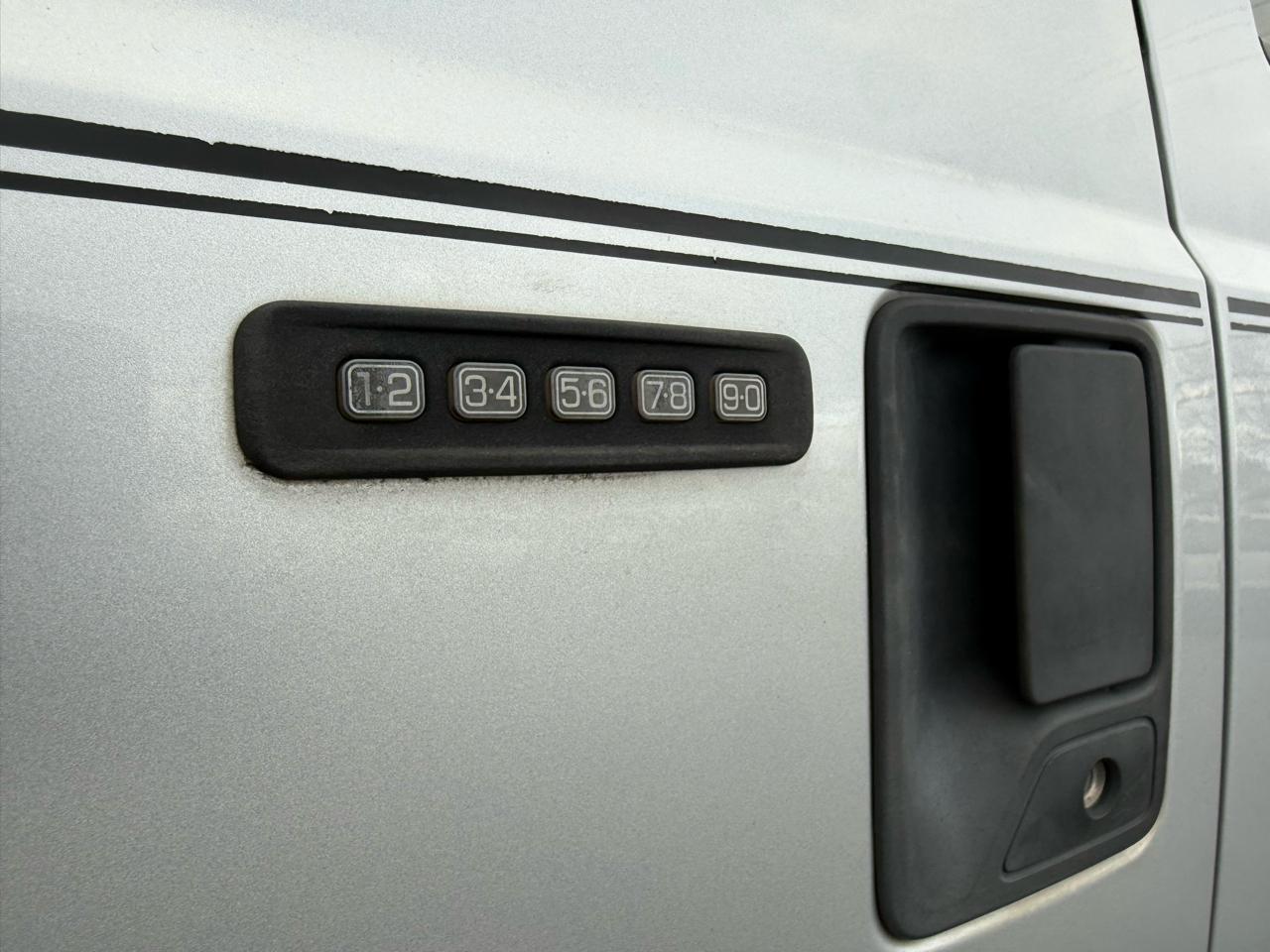 Ford F-250 SD XLT Crew Cab Long Bed 4WD 2008