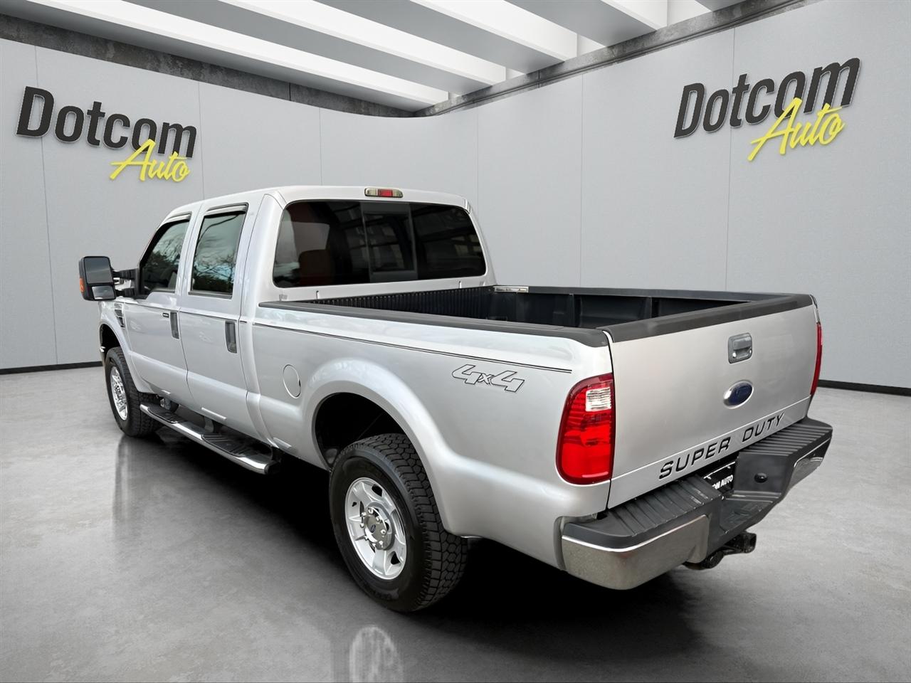 Ford F-250 SD XLT Crew Cab Long Bed 4WD 2008