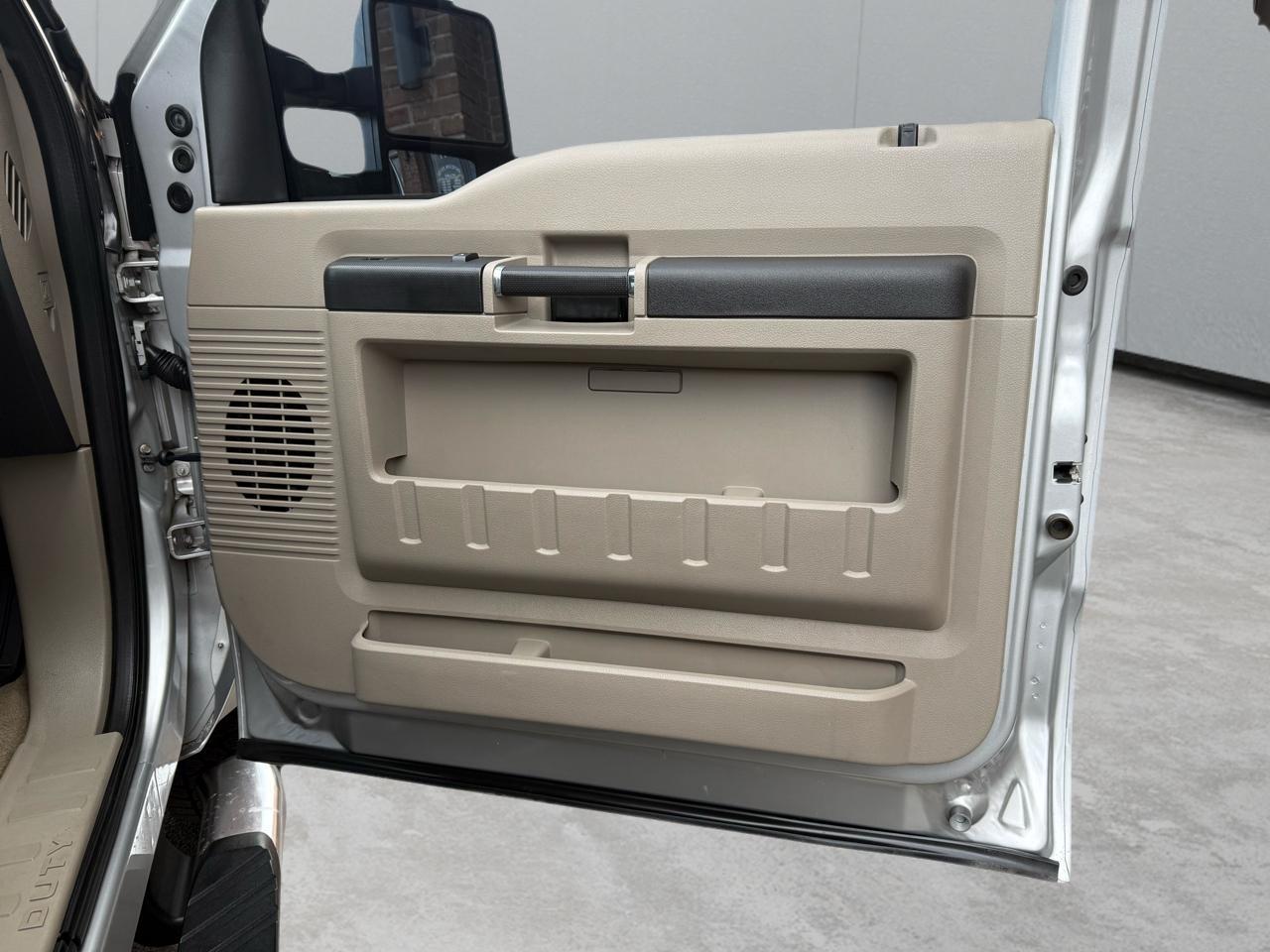 Ford F-250 SD XLT Crew Cab Long Bed 4WD 2008