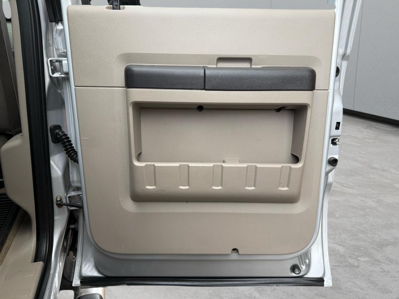 Ford F-250 SD XLT Crew Cab Long Bed 4WD 2008