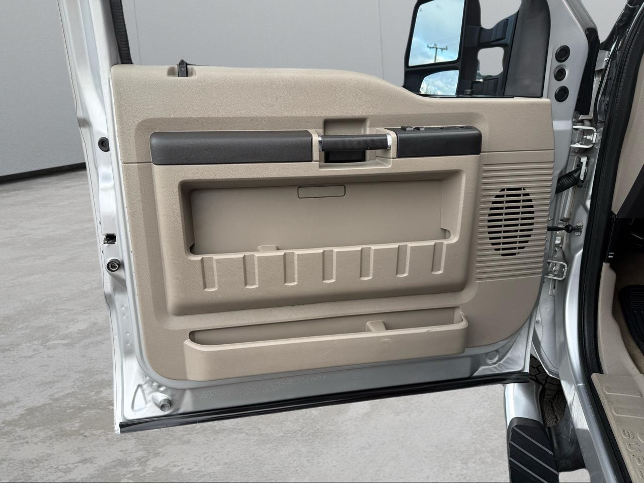 Ford F-250 SD XLT Crew Cab Long Bed 4WD 2008