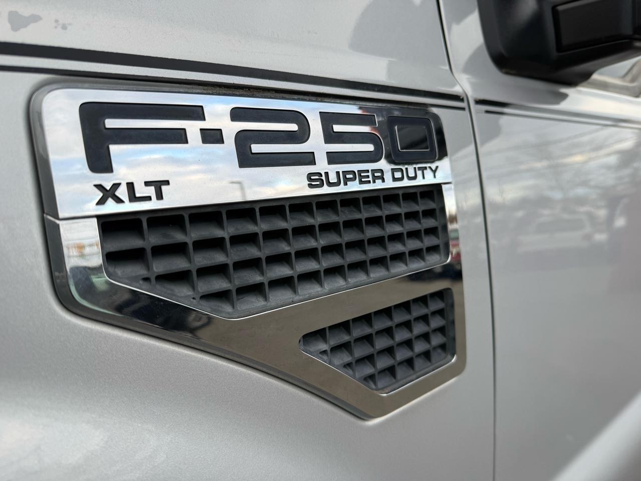 Ford F-250 SD XLT Crew Cab Long Bed 4WD 2008