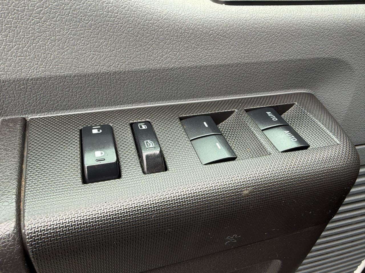 Ford F-350 SD XLT Crew Cab Long Bed 4WD 2016