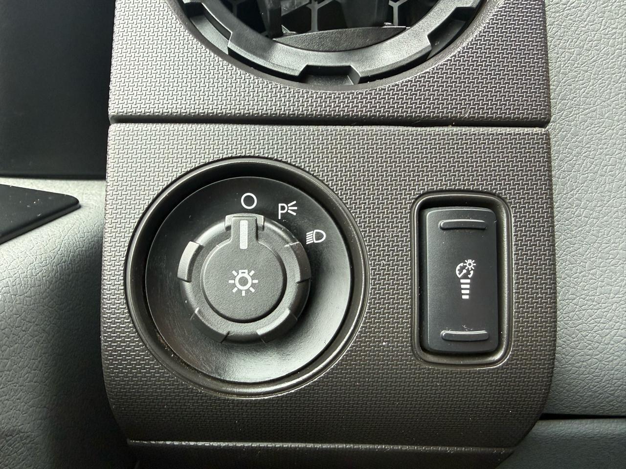 Ford F-350 SD XLT Crew Cab Long Bed 4WD 2016