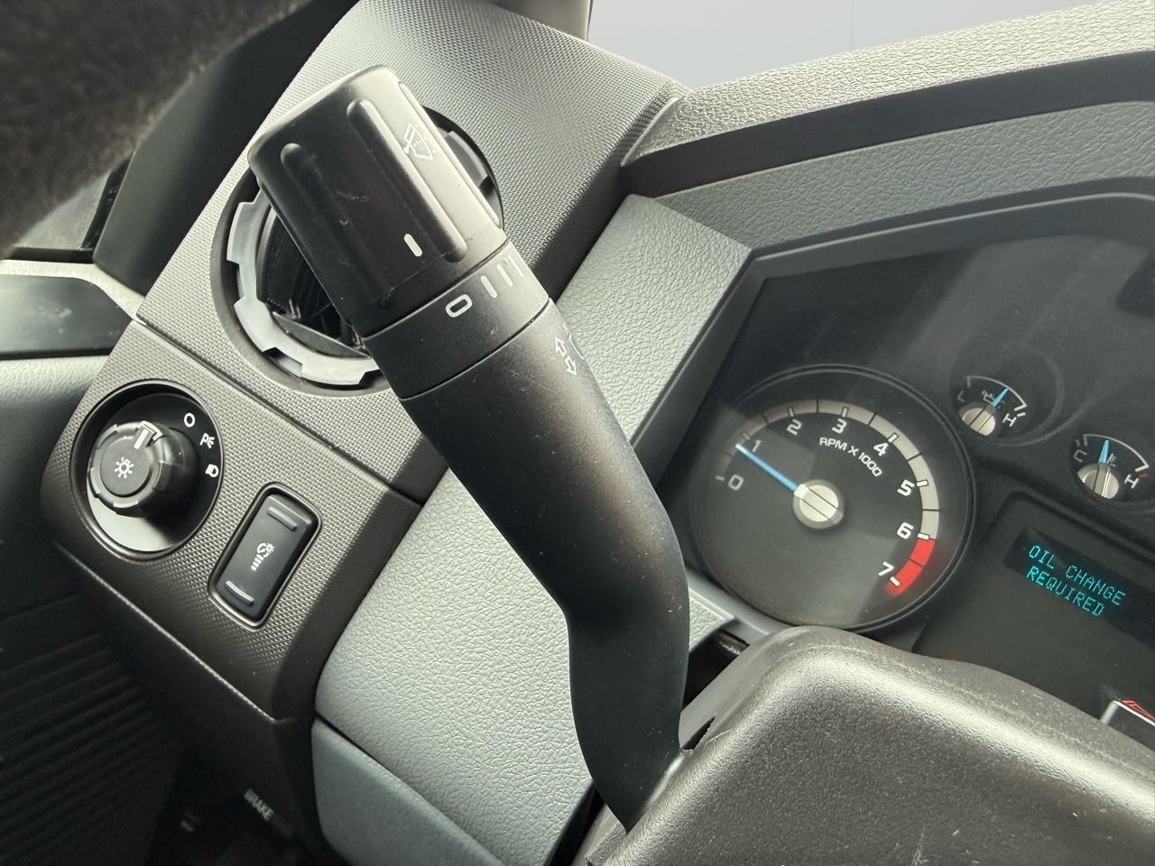 Ford F-350 SD XLT Crew Cab Long Bed 4WD 2016