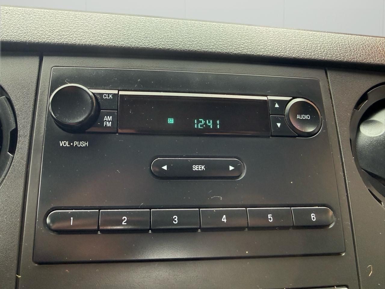 Ford F-350 SD XLT Crew Cab Long Bed 4WD 2016