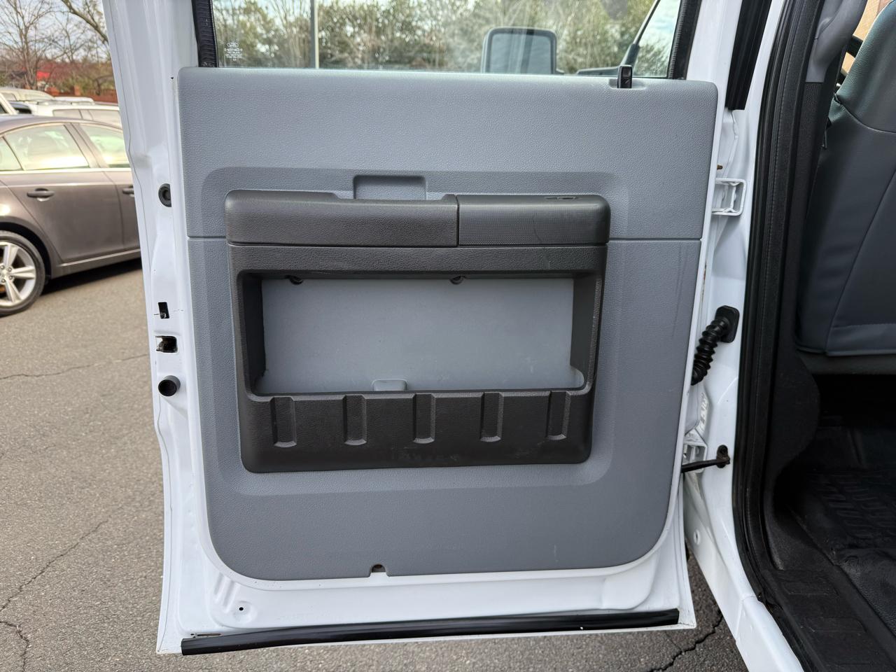 Ford F-350 SD King Ranch Crew Cab Long Bed 4WD 2016