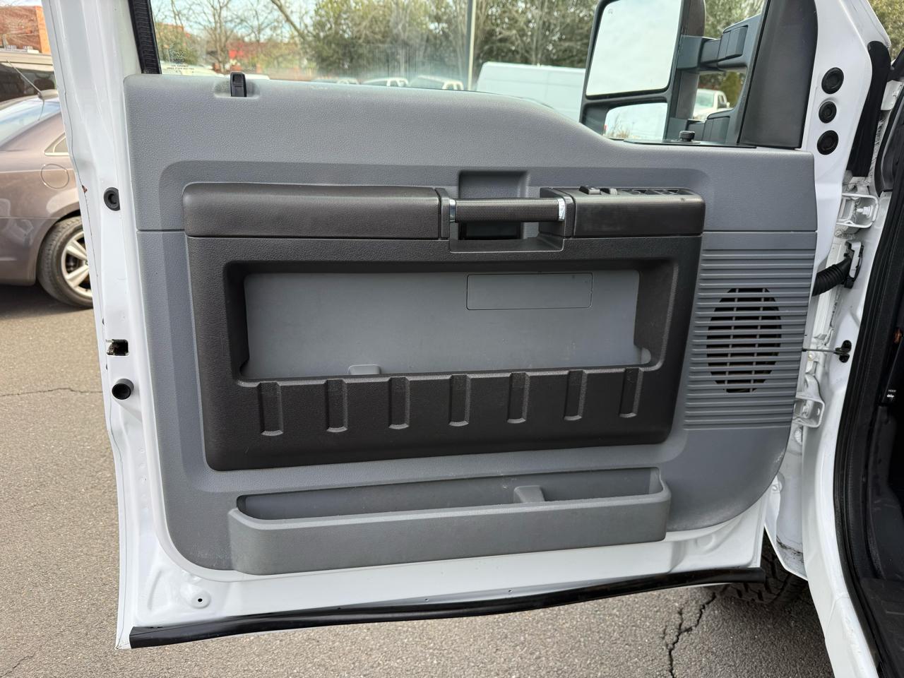 Ford F-350 SD King Ranch Crew Cab Long Bed 4WD 2016